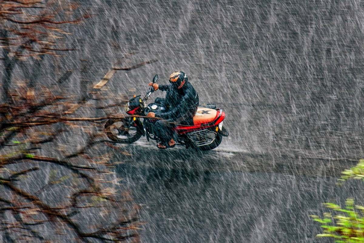 Fotos Enfrenta esta temporada de lluvias de forma segura en tu motocicleta con estas recomendaciones