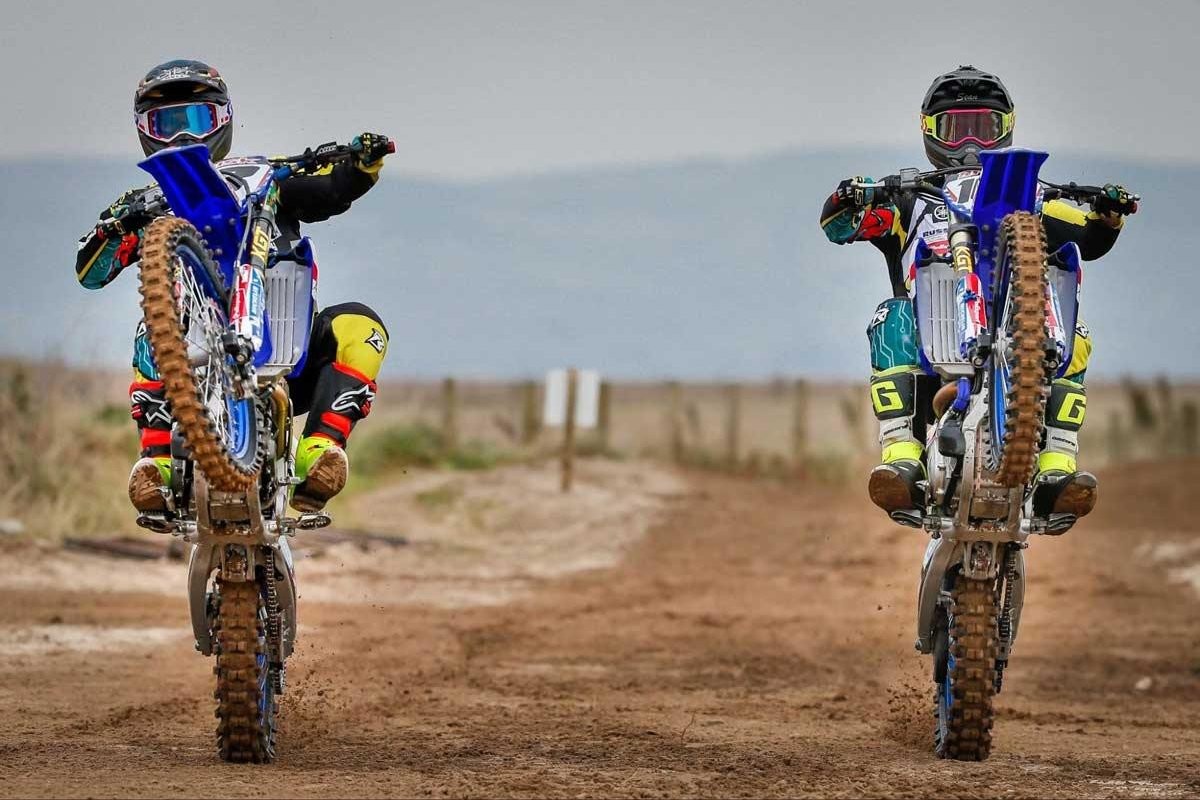 equipo motocross 3