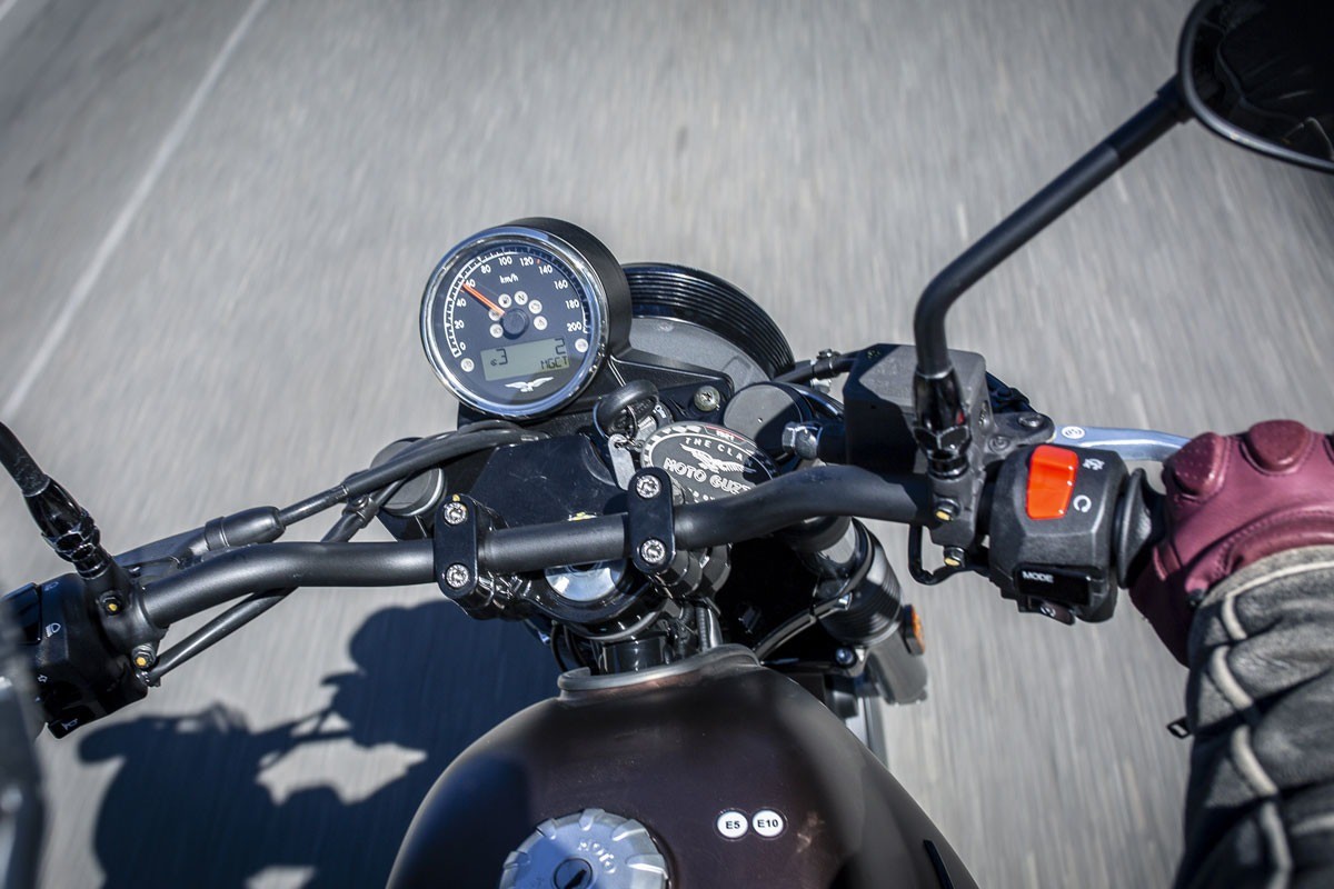 Fotos Consejos para hacer una frenada de emergencia en moto