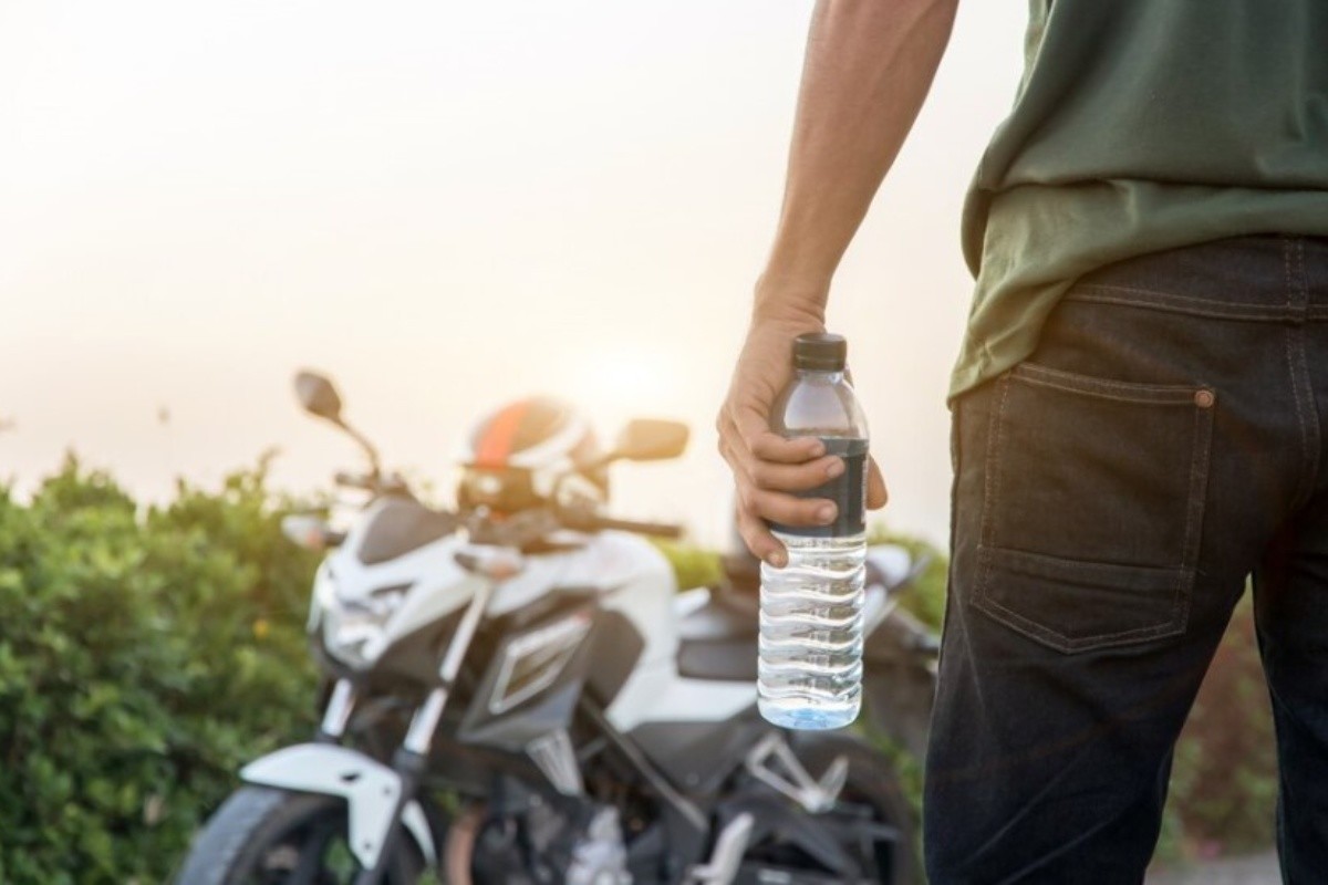 Fotos Conoce la importancia de mantenerse bien hidratado al andar en motocicleta