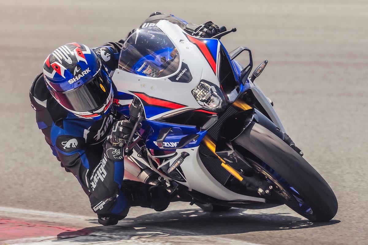 suzuki gsx r1000r 2026 noticia 2