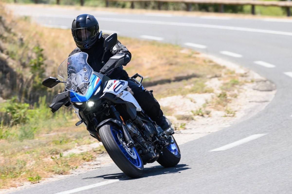 prueba suzuki SV7GX2026 5