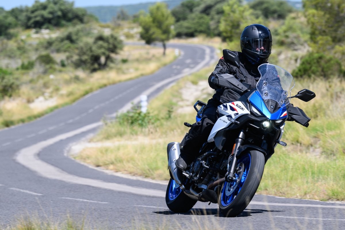 prueba suzuki SV7GX2026 6