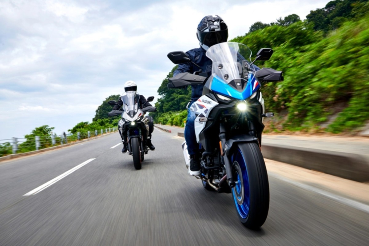 Fotos EICMA 2025: ¡La leyenda sigue viva! Suzuki revive la plataforma V-twin SV650 con la nueva SV-7GX de tamaño mediano