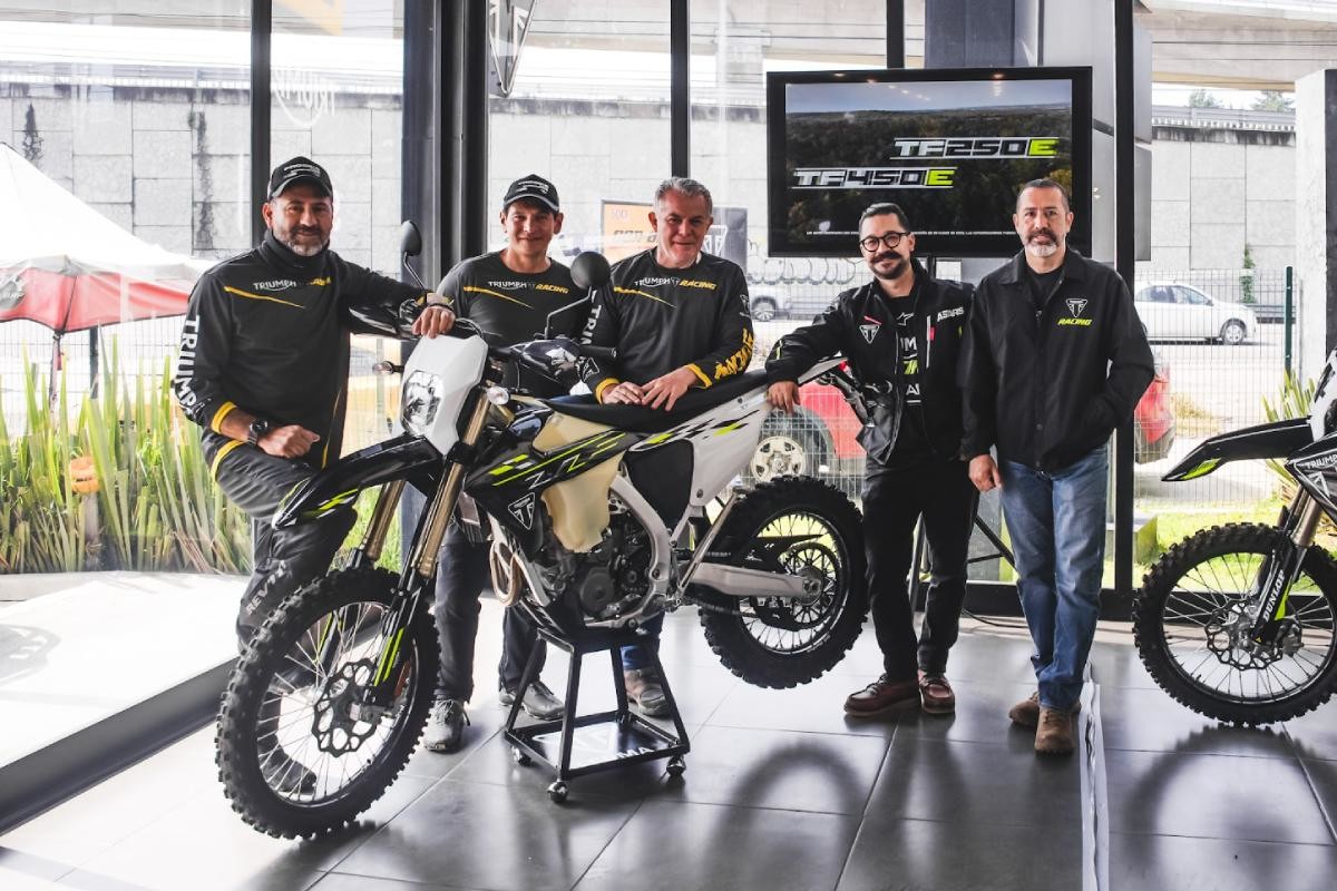 triumph enduro 2025 2