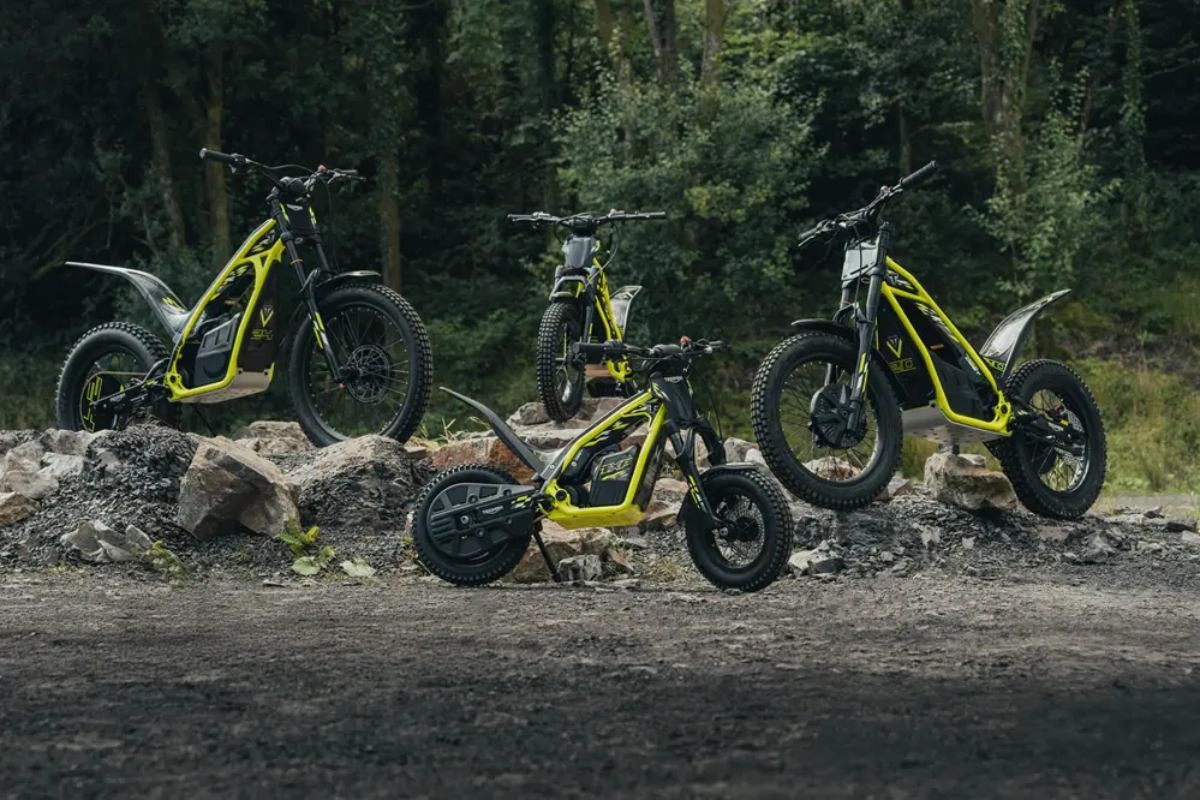 Fotos Triumph presentó su gama de motos eléctricas todoterreno en colaboración con Oset