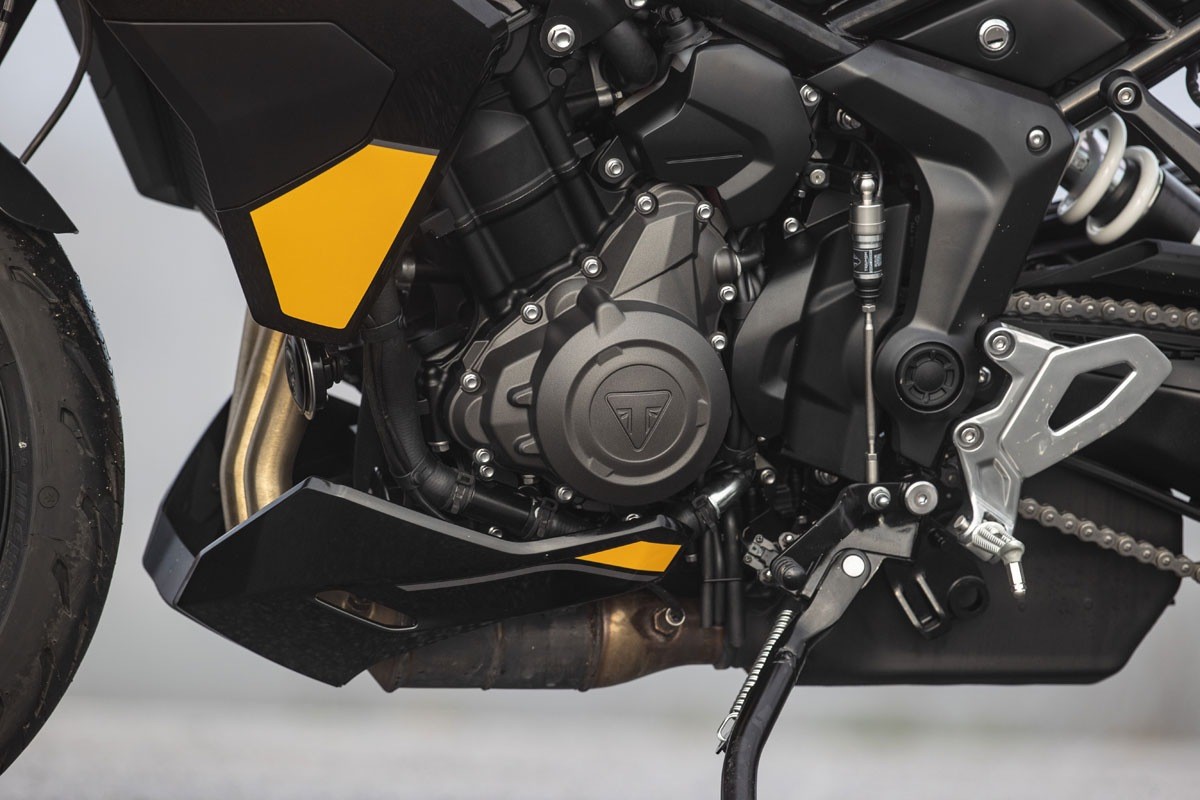 prueba triumph tiger sport 800 accion 8