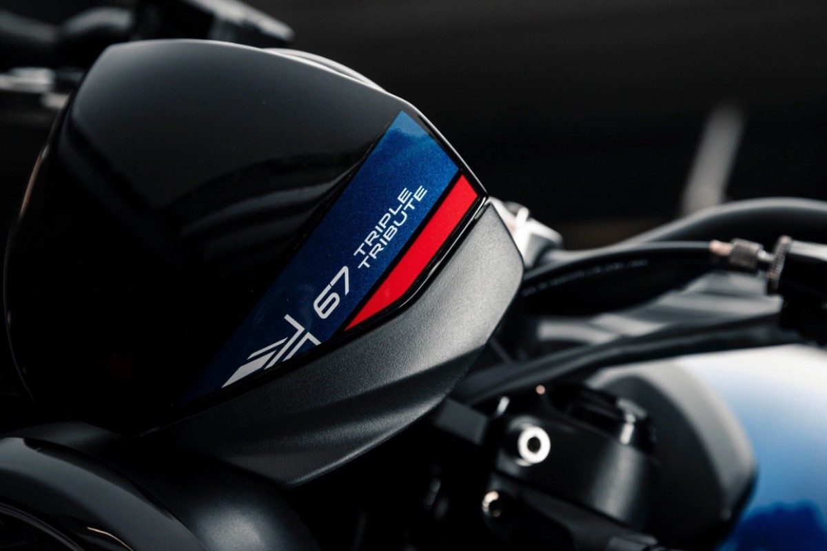 triumph trident triple tribute 2025 1