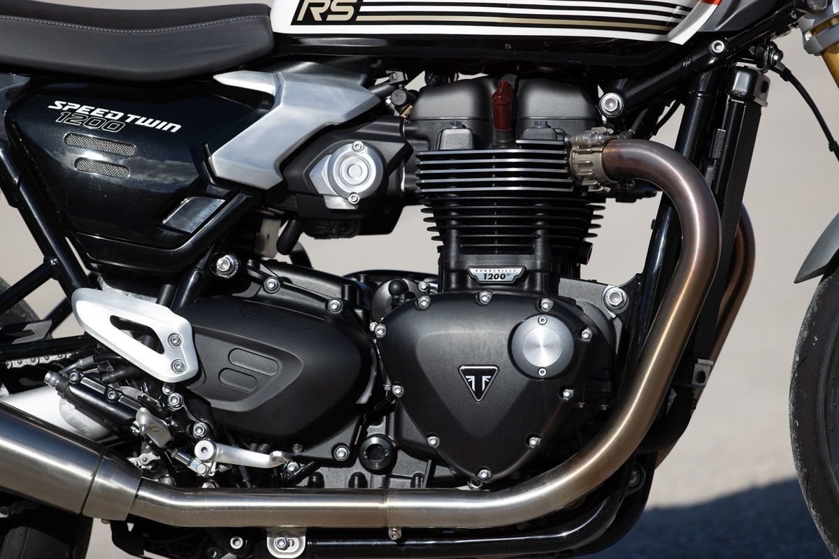 prueba triumph speed twin 1200 rs 2025 2