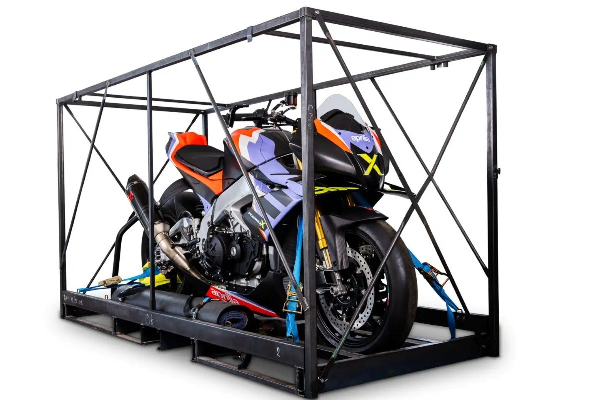 Fotos Una de las Aprilia más raras del mundo, de la que sólo se fabricaron 30 unidades para todo el mundo, sigue en su caja y busca dueño