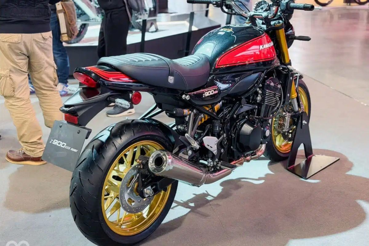 casco kawasaki arai 5