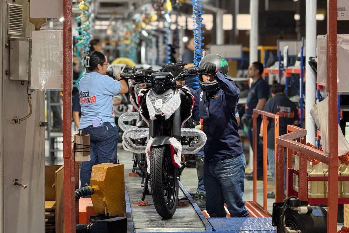bajaj hecho en mexico 7