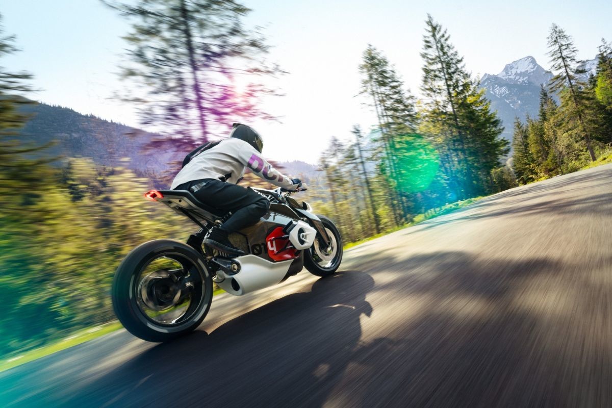 Fotos ¿Habrá una motocicleta eléctrica más pasional y de mayores dimensiones? Esto es lo que dice BMW Motorrad