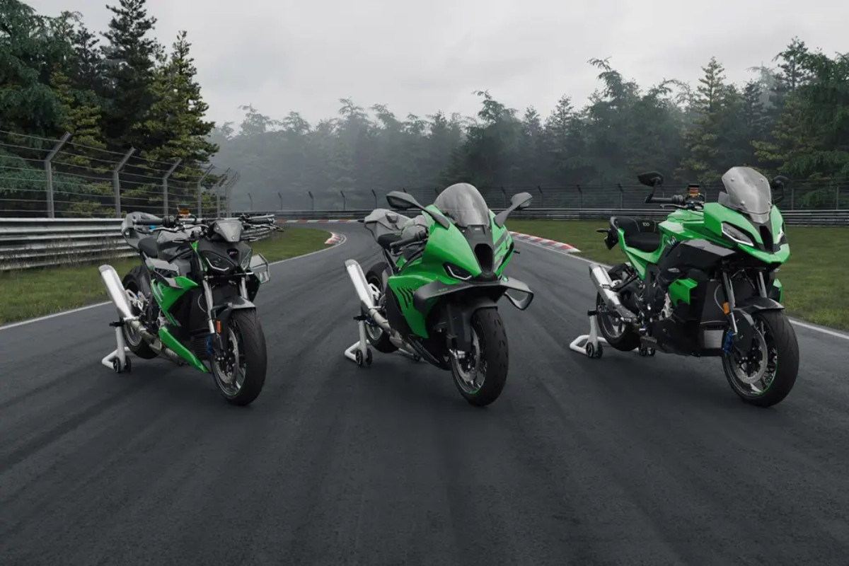 Fotos M1000R, M1000RR y M1000XR 100 Jahre Nürburgring: así es como BMW Motorrad celebra un siglo del histórico circuito alemán