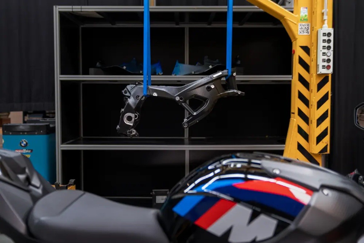 bmw m1000rr 2027 2