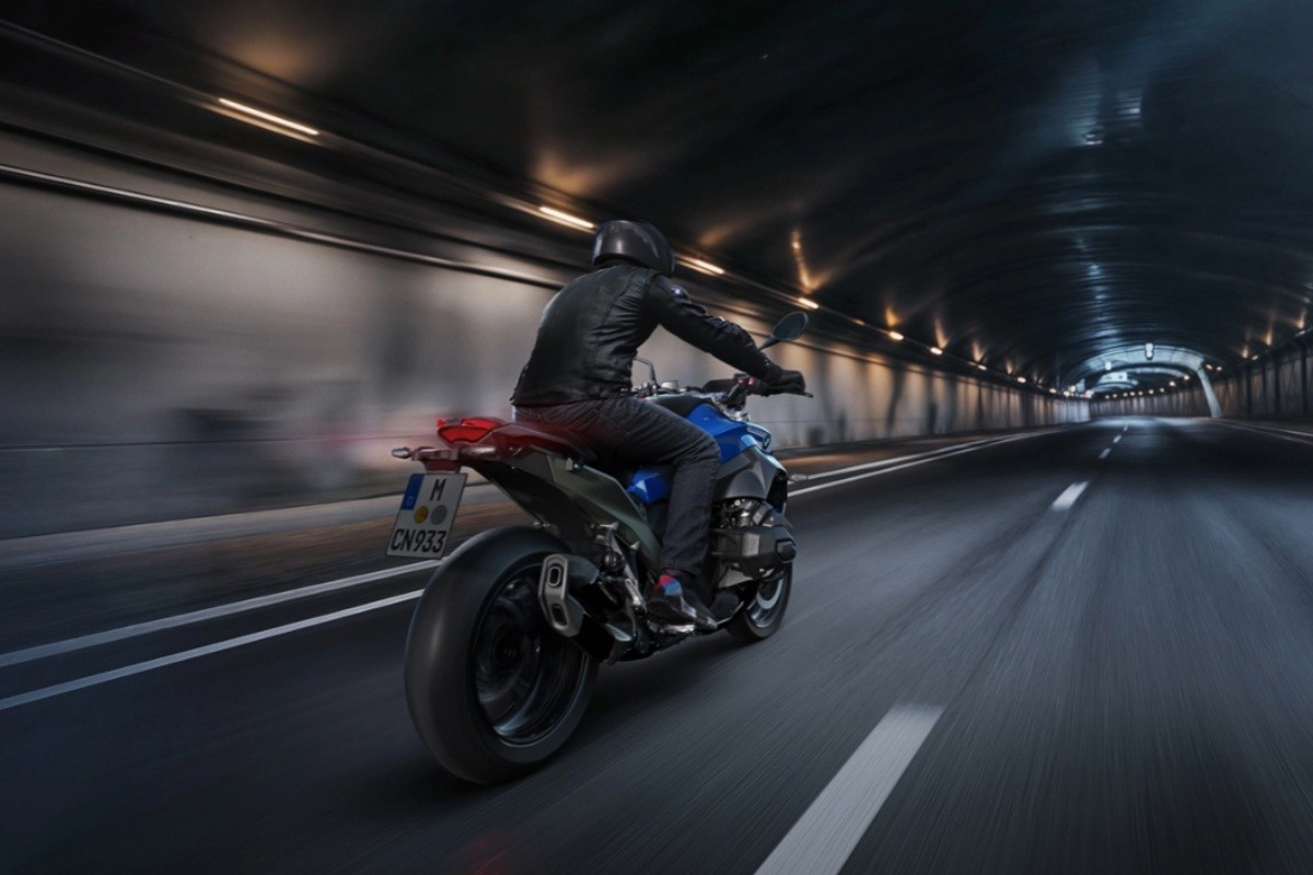 bmw r1300r 2025 2
