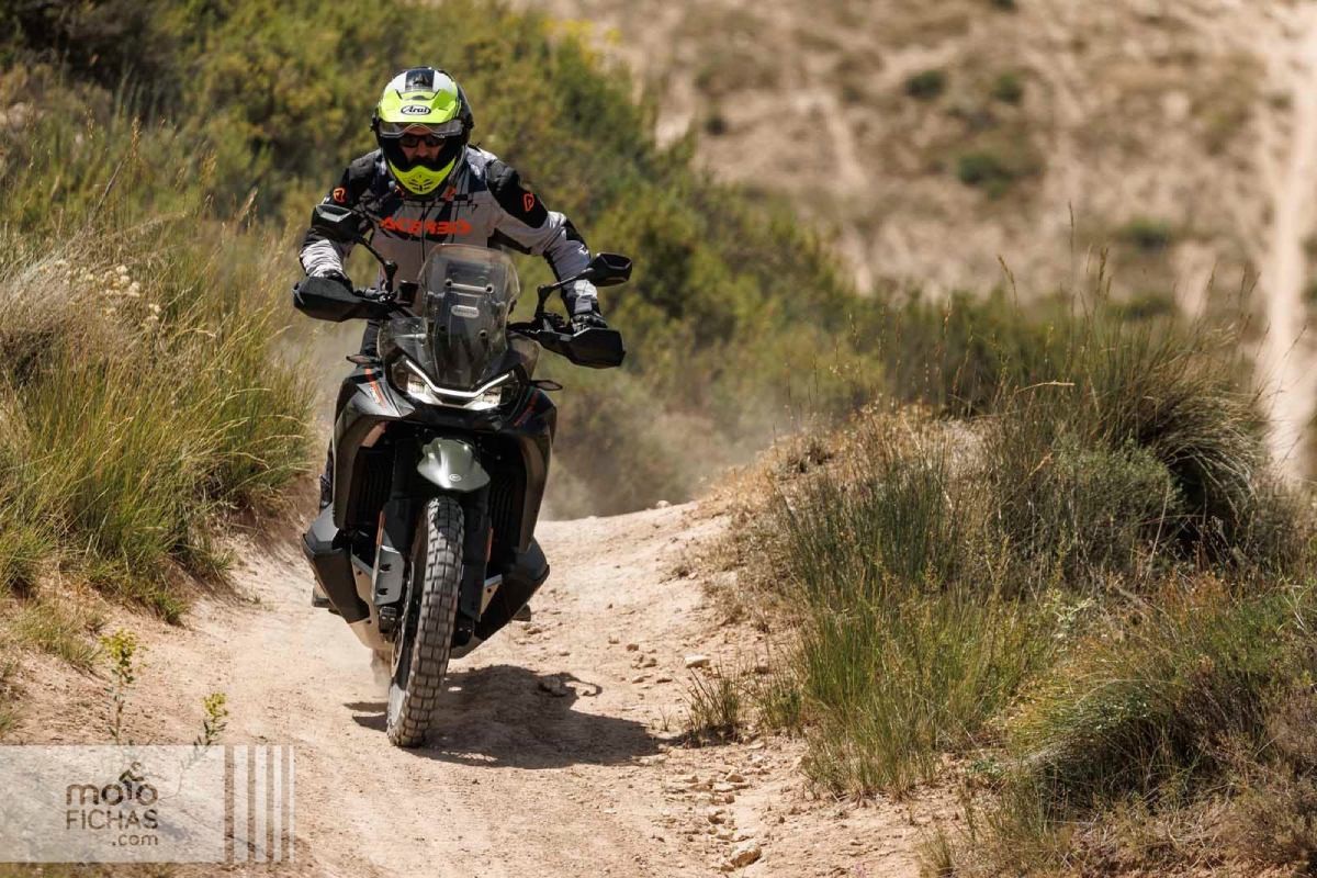 prueba cfmoto 1000mt x 2026 11