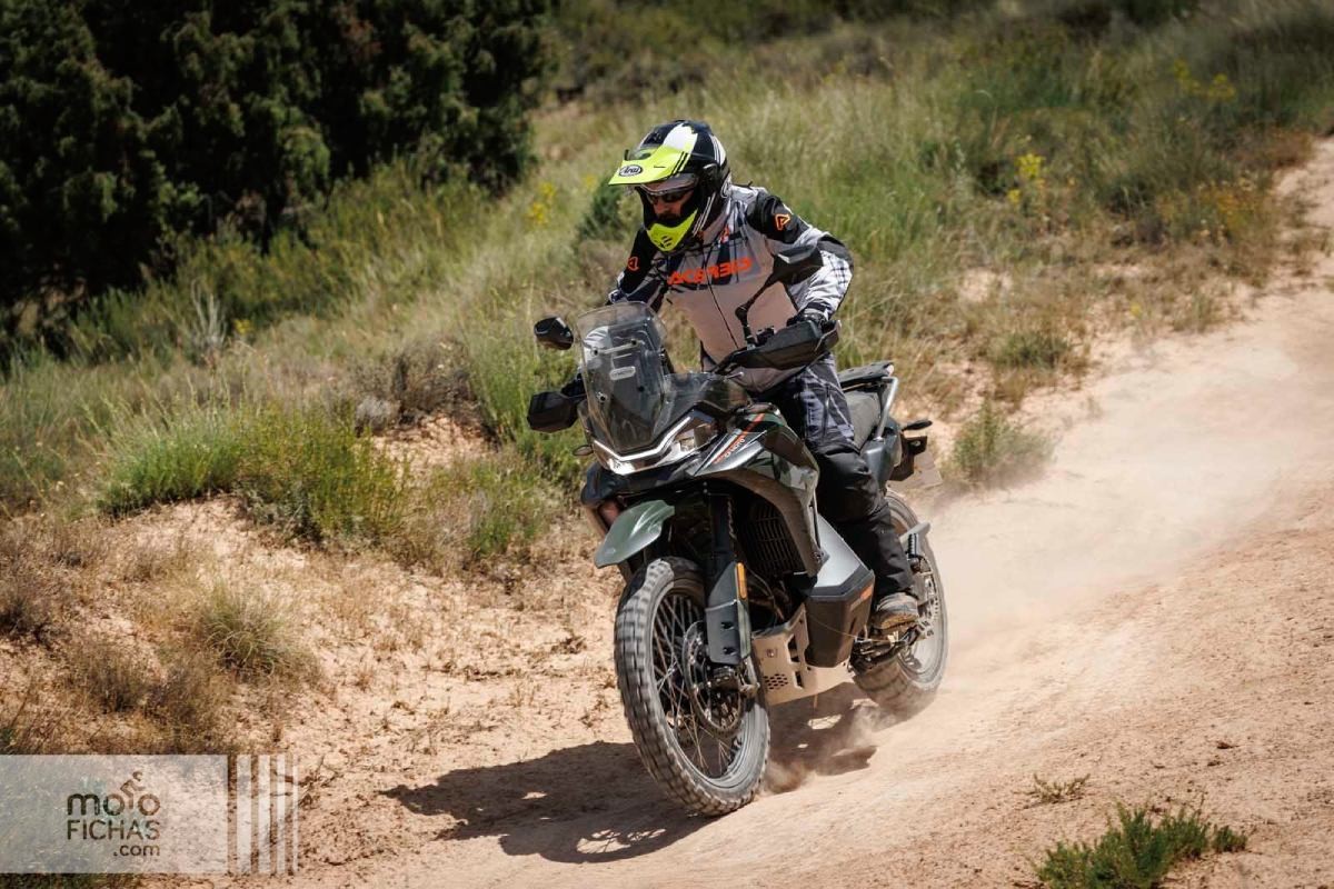 prueba cfmoto 1000mt x 2026 12