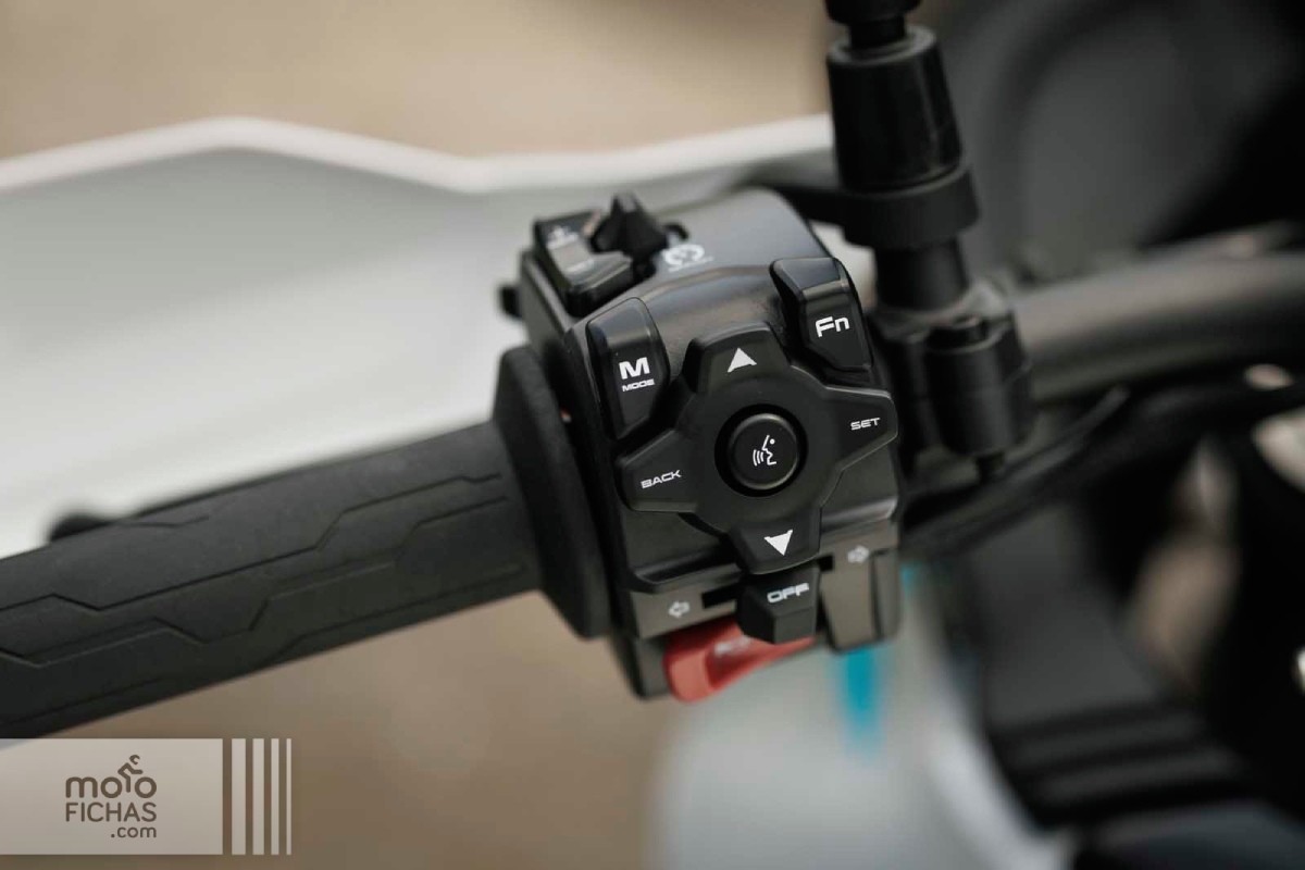 prueba cfmoto 1000mt x 2026 3