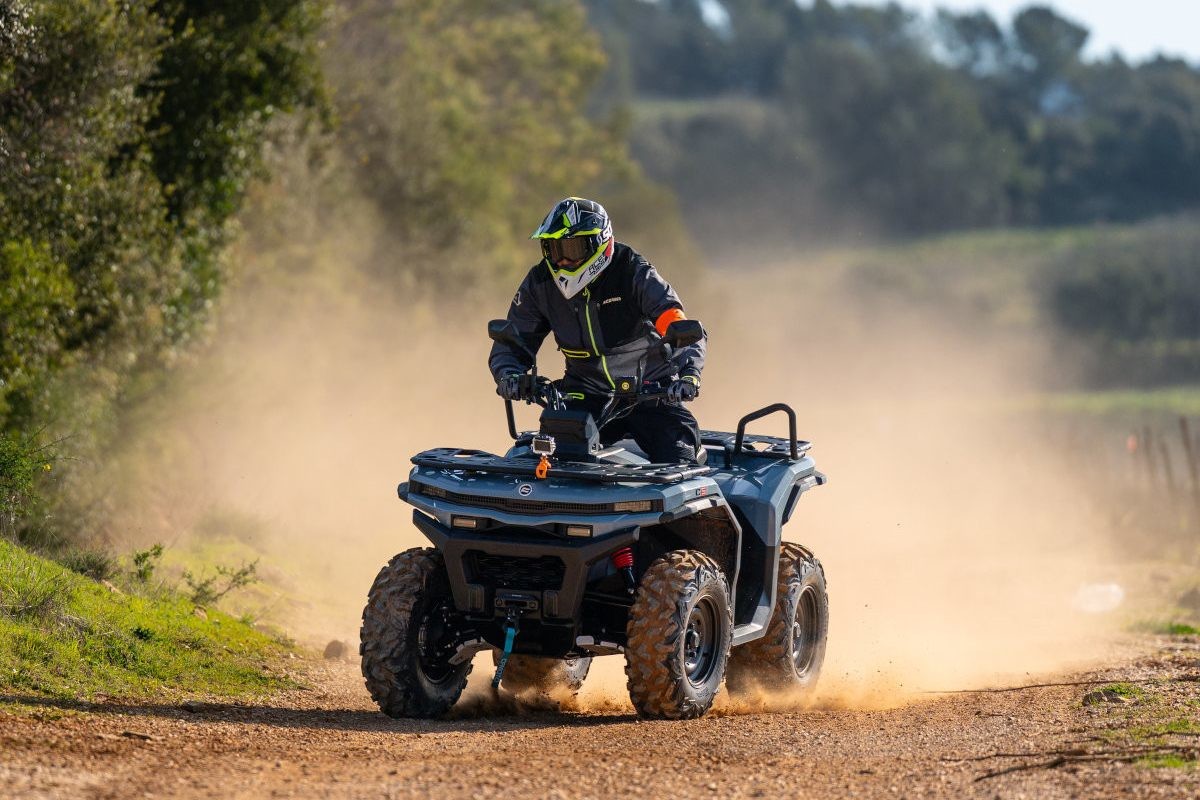 prueba gama atv cfmoto cforce 2026 accion 2