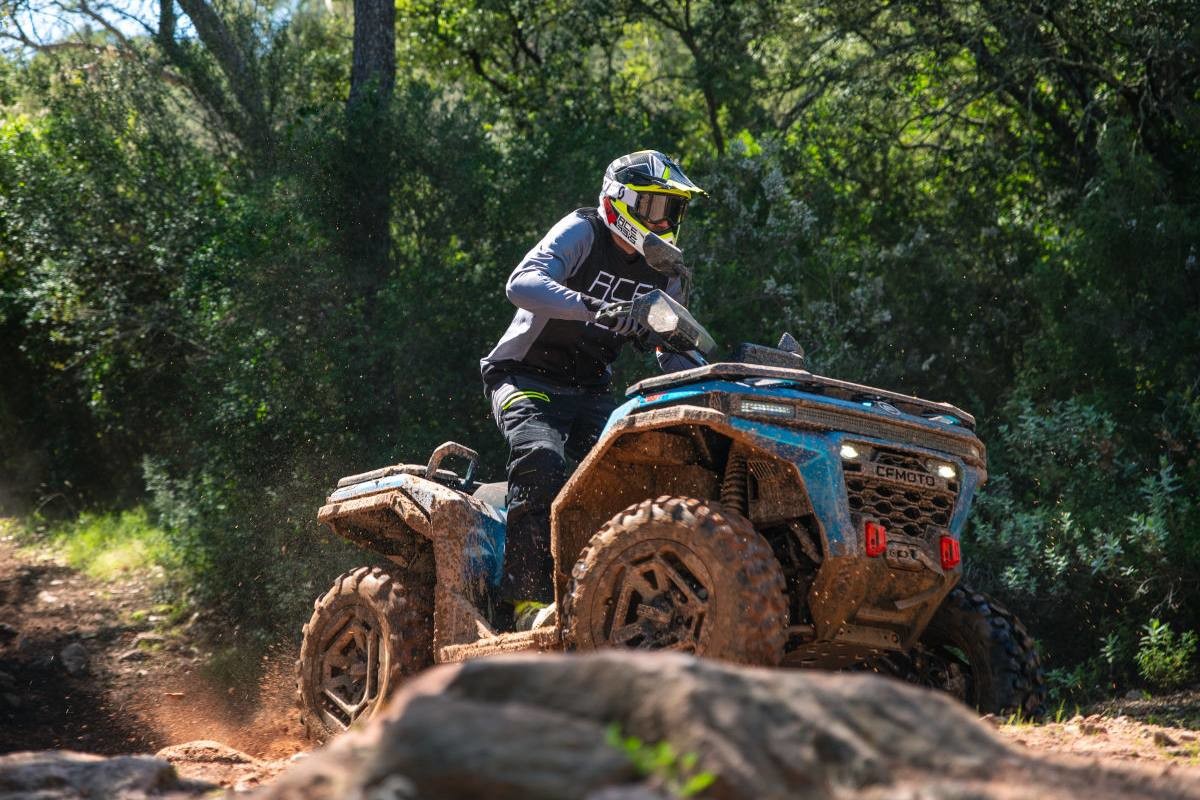 prueba gama atv cfmoto cforce 2026 accion 3