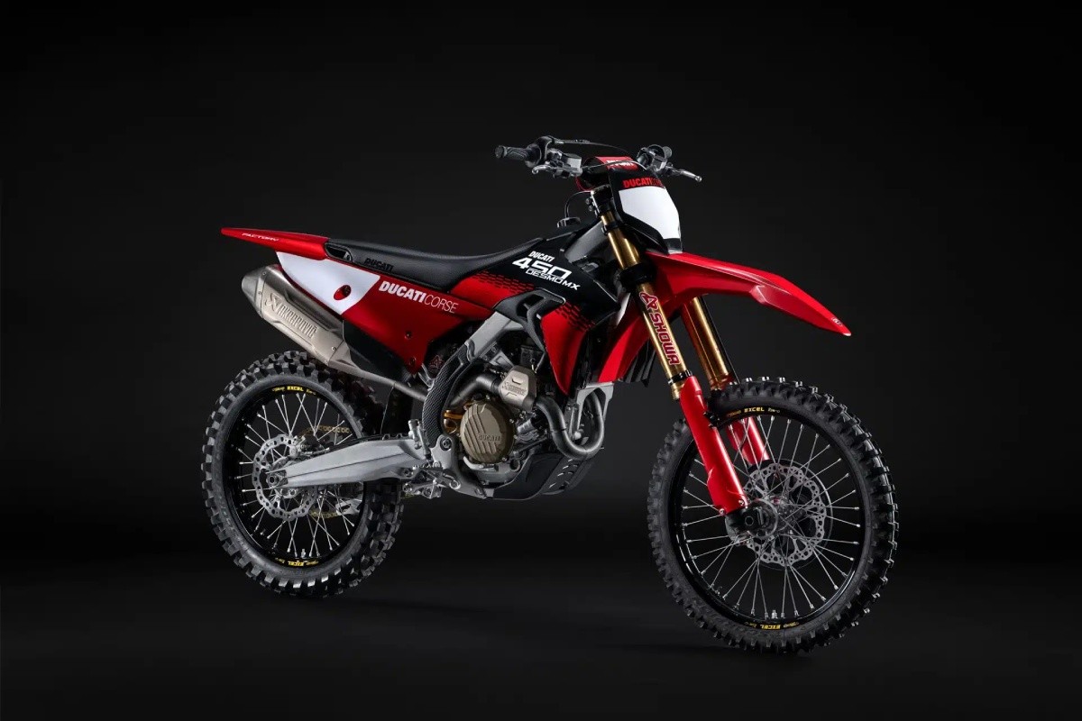 desmo 450 mx factory 3
