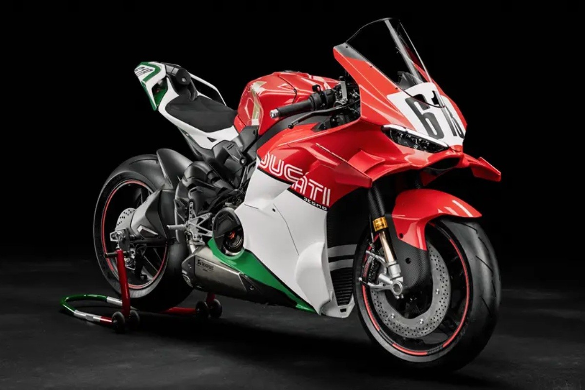 ducati superleggera v4 centenario 2026 8