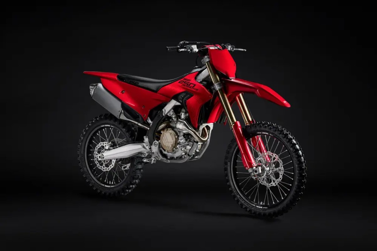 Fotos Ducati amplió su gama de motos todoterreno con la llegada de la Desmo250 MX