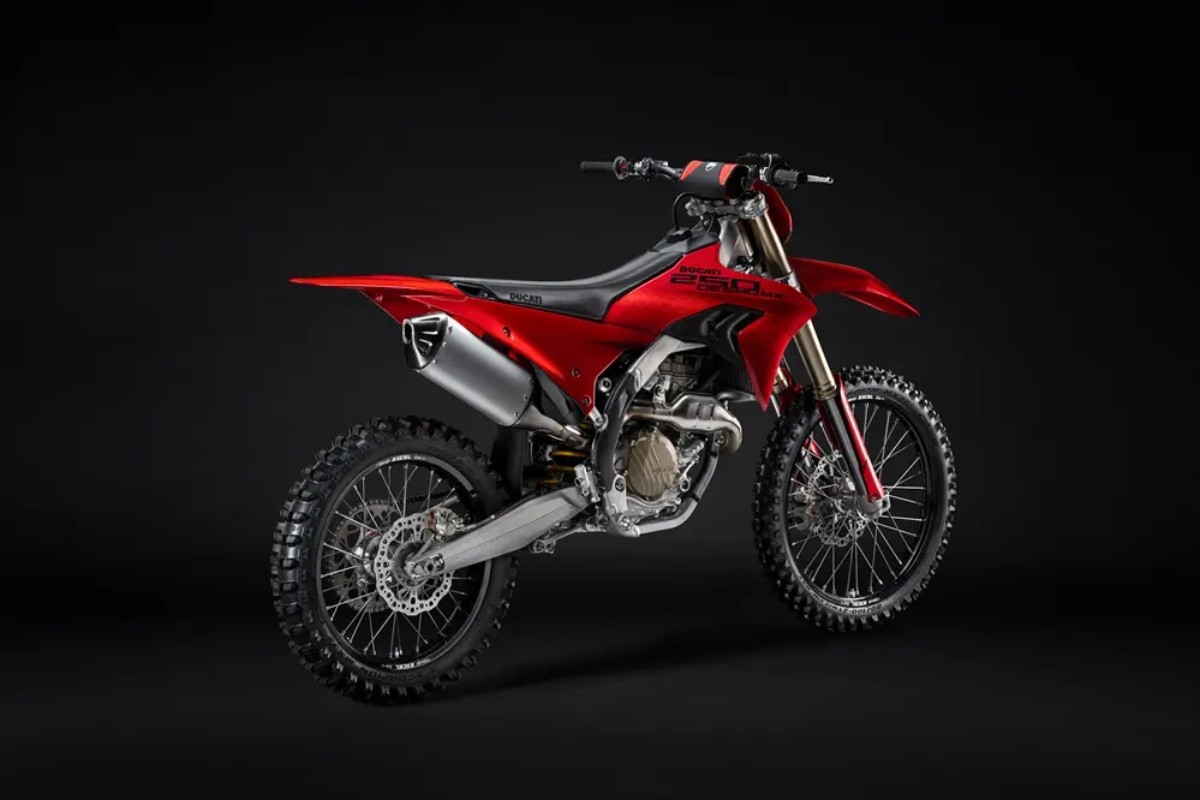 ducati desmo250 mx 6