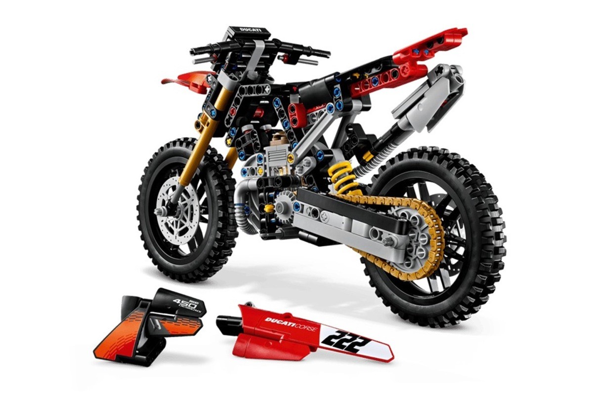 ducati desmo450mx lego 2