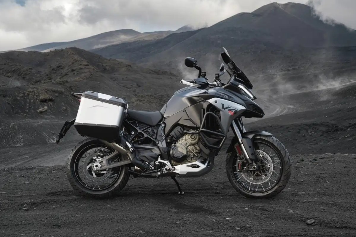 Ducati Factory Made europa 4