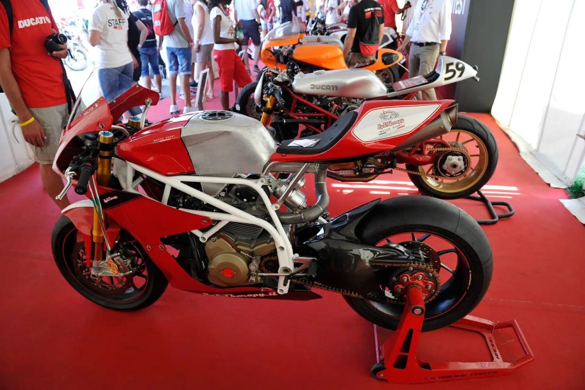 Fotos Ducati busca las mejores preparaciones para su Garage Contest 2026