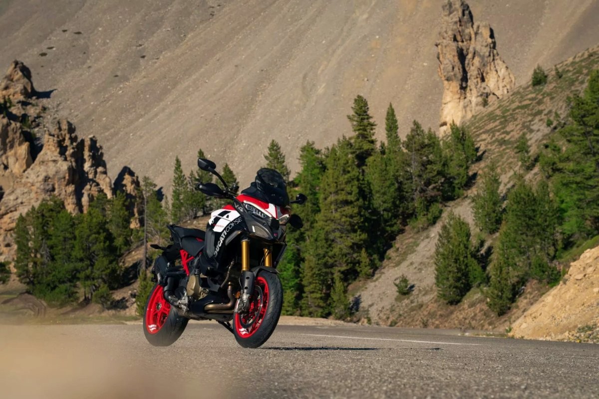 Multistrada V4 Pikes Peak 2027 2