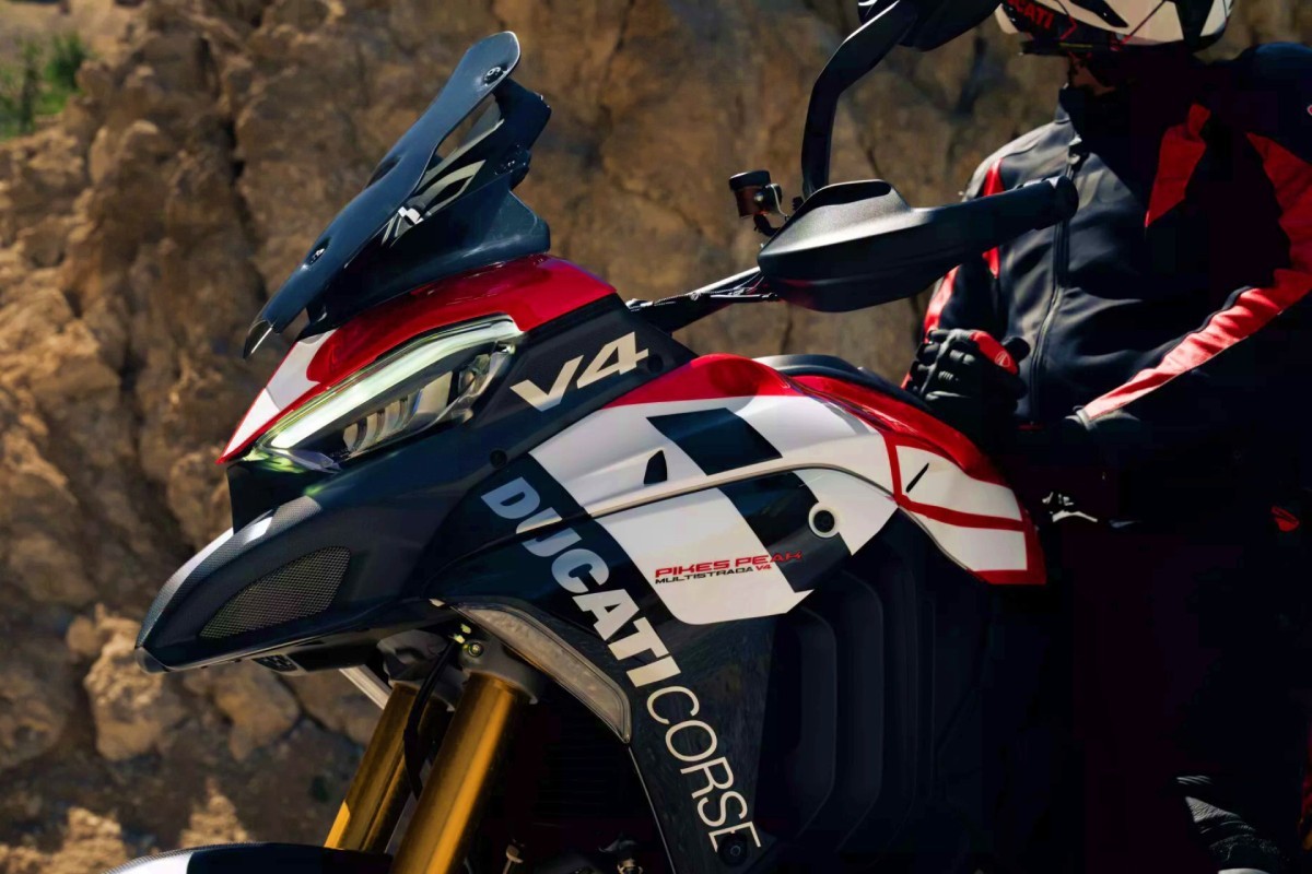 Multistrada V4 Pikes Peak 2027 3