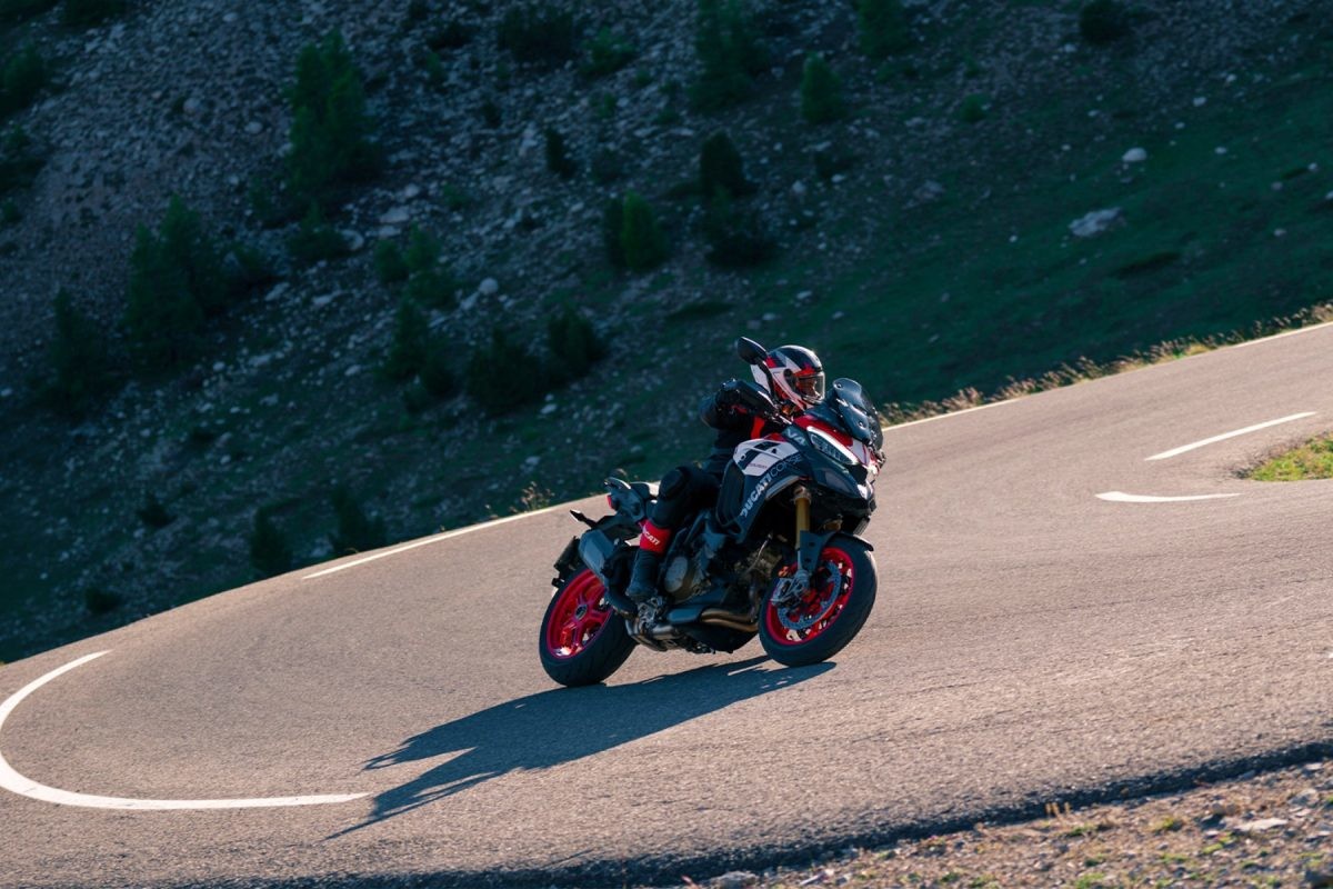 Multistrada V4 Pikes Peak 2027 5