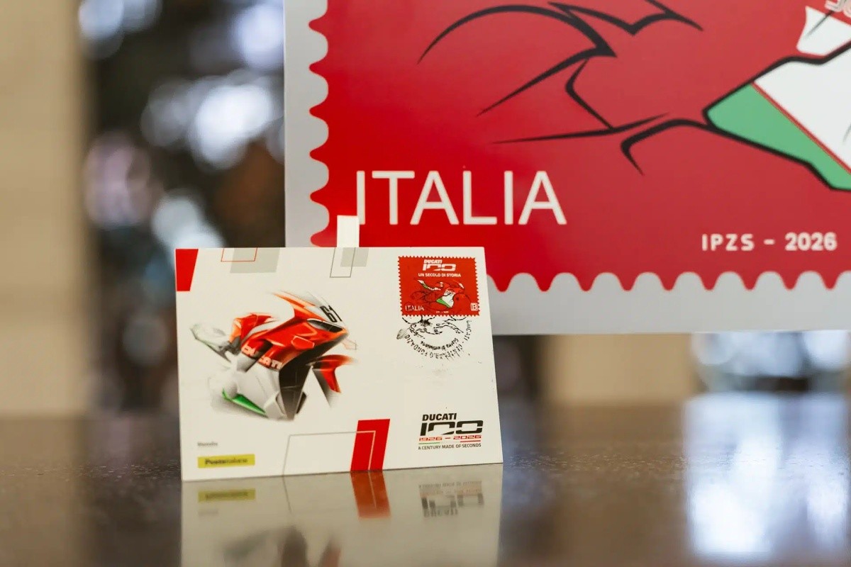 Fotos Con motivo de su centenario, Italia rinde un homenaje a Ducati con un sello postal especial dedicado a la historia, la visión y sus logros