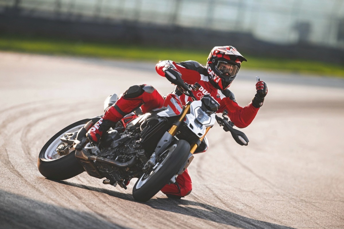 ducati hypermotard eicma 2025 5