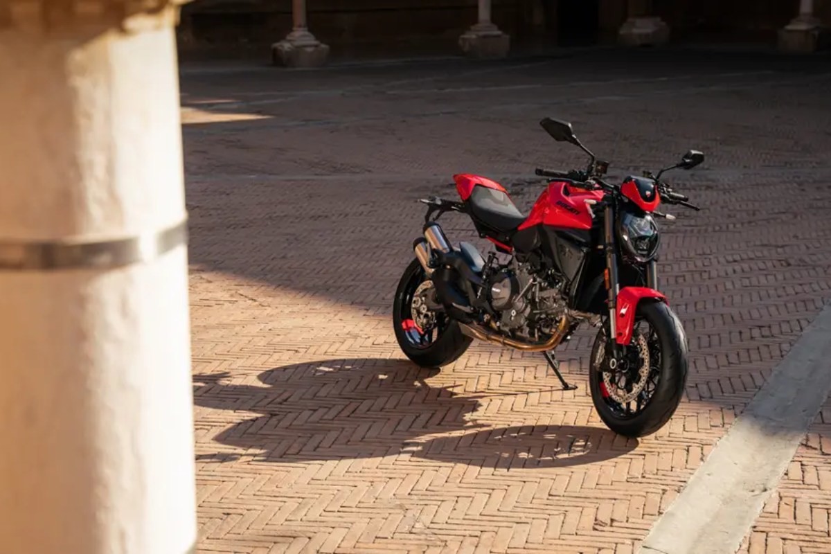 ducati monster 2026 2
