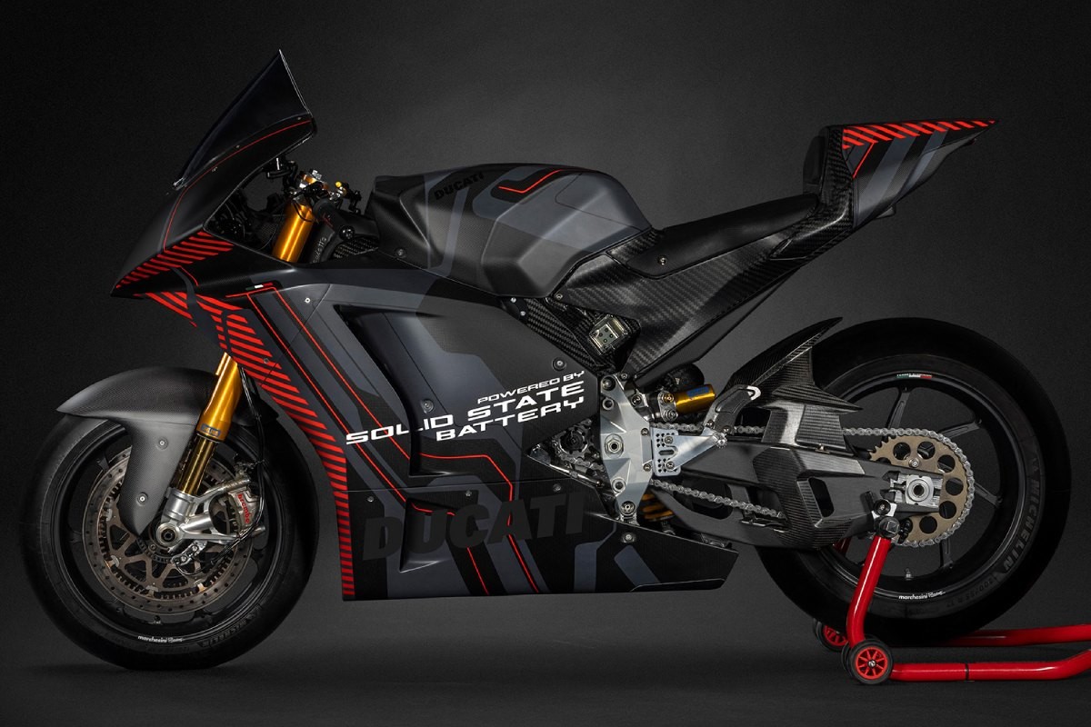 bateria solida ducati 2