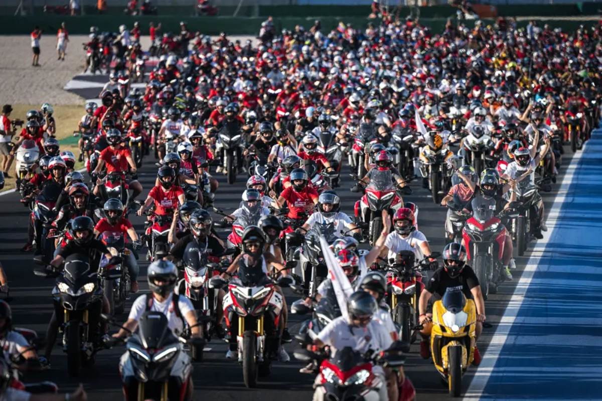 Fotos Más de 118,000 almas presentes: así se vivió la celebración del centenario de Ducati en la Semana Mundial Ducati en Misano