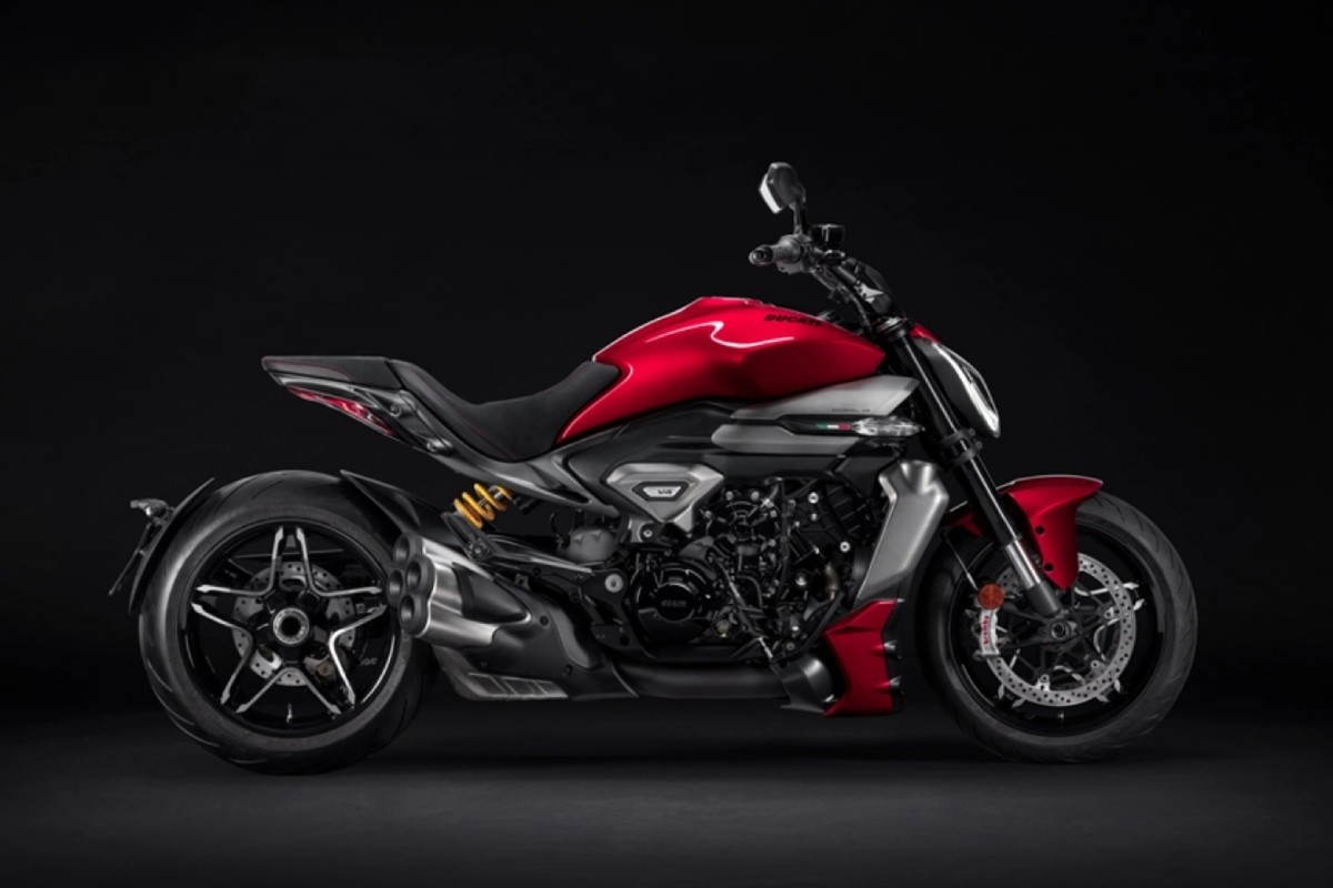 ducati xdiavel v4 2025 3