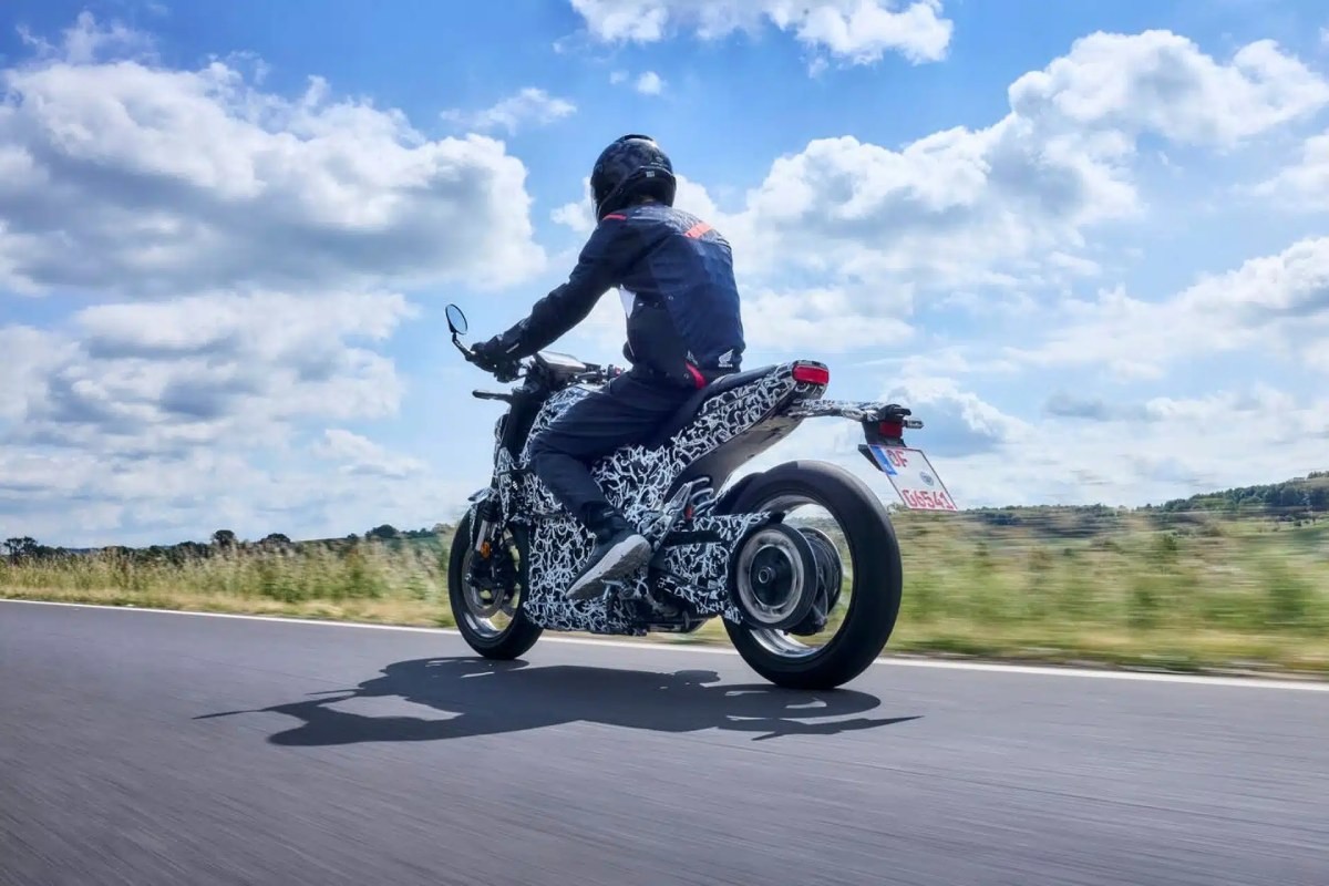 Fotos El EV Fun de Honda está en su transición de moto conceptual a moto de producción. Fue captada en test de prueba en Europa