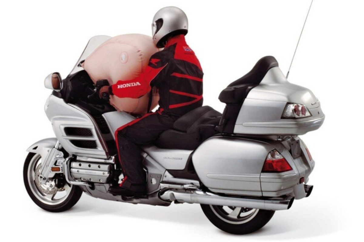Fotos Honda patentó una bolsa de aire compatible con todas sus motocicletas