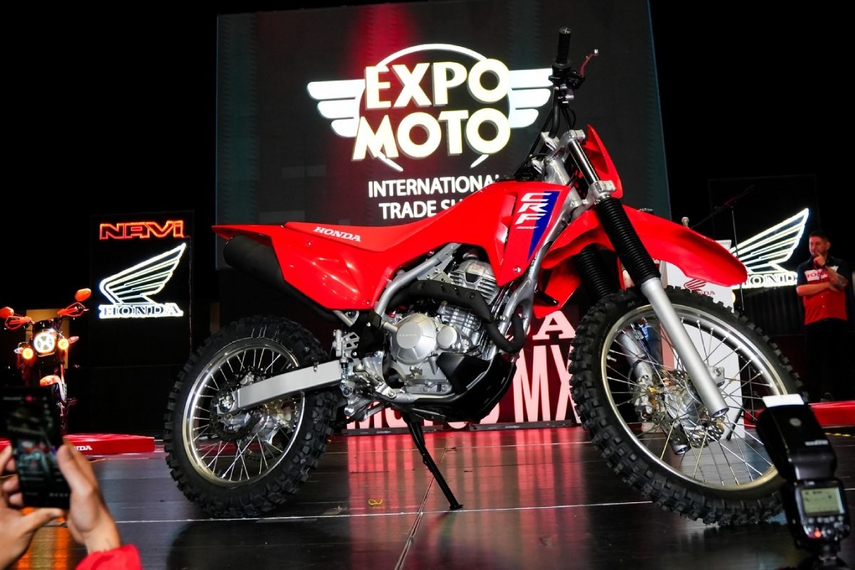 Fotos EXPO MOTO WTC 2025: Honda echó la casa por la ventana con el lanzamiento de CRF300F