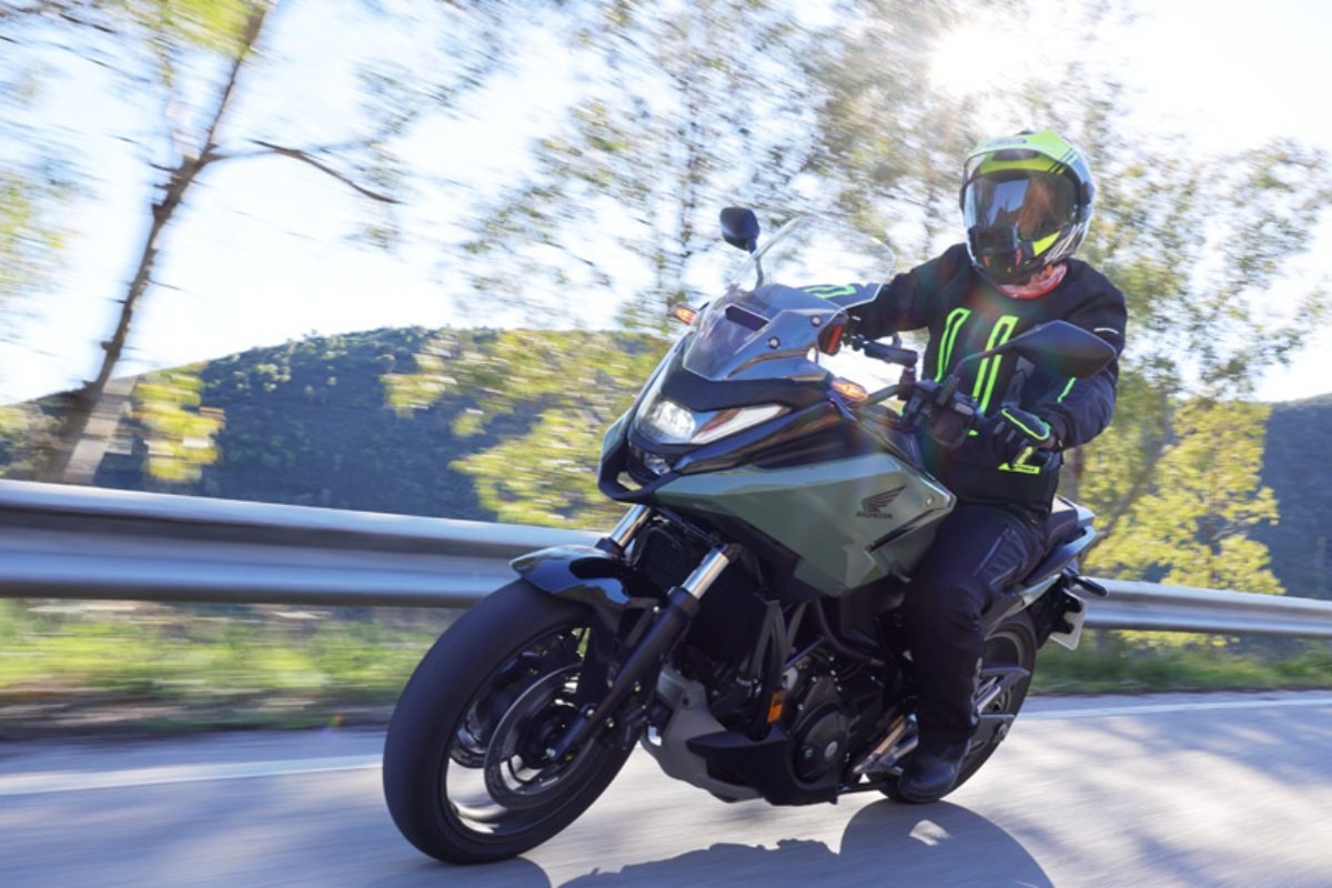 honda nc750x 2025 prueba accion 1