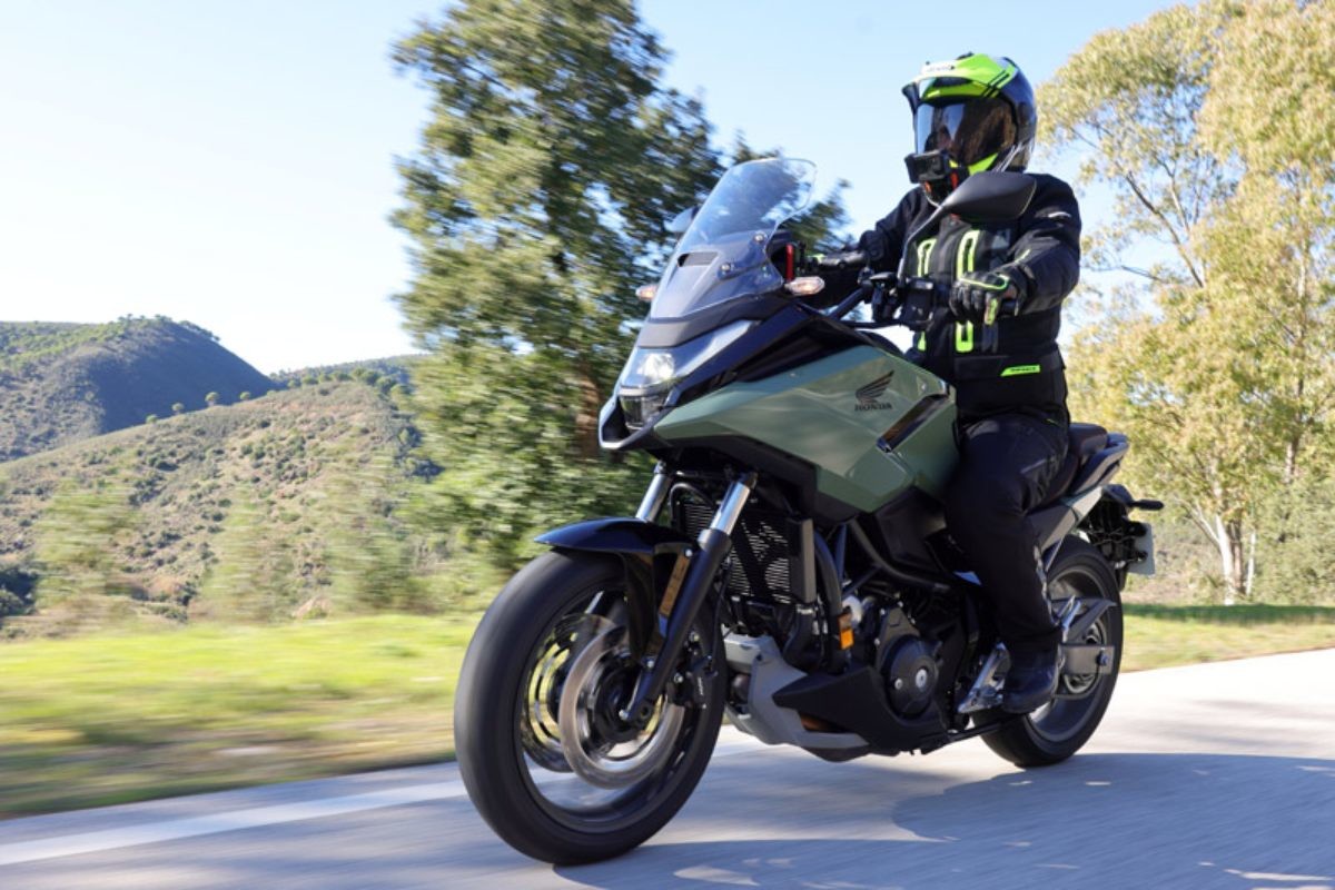honda nc750x 2025 prueba accion 3