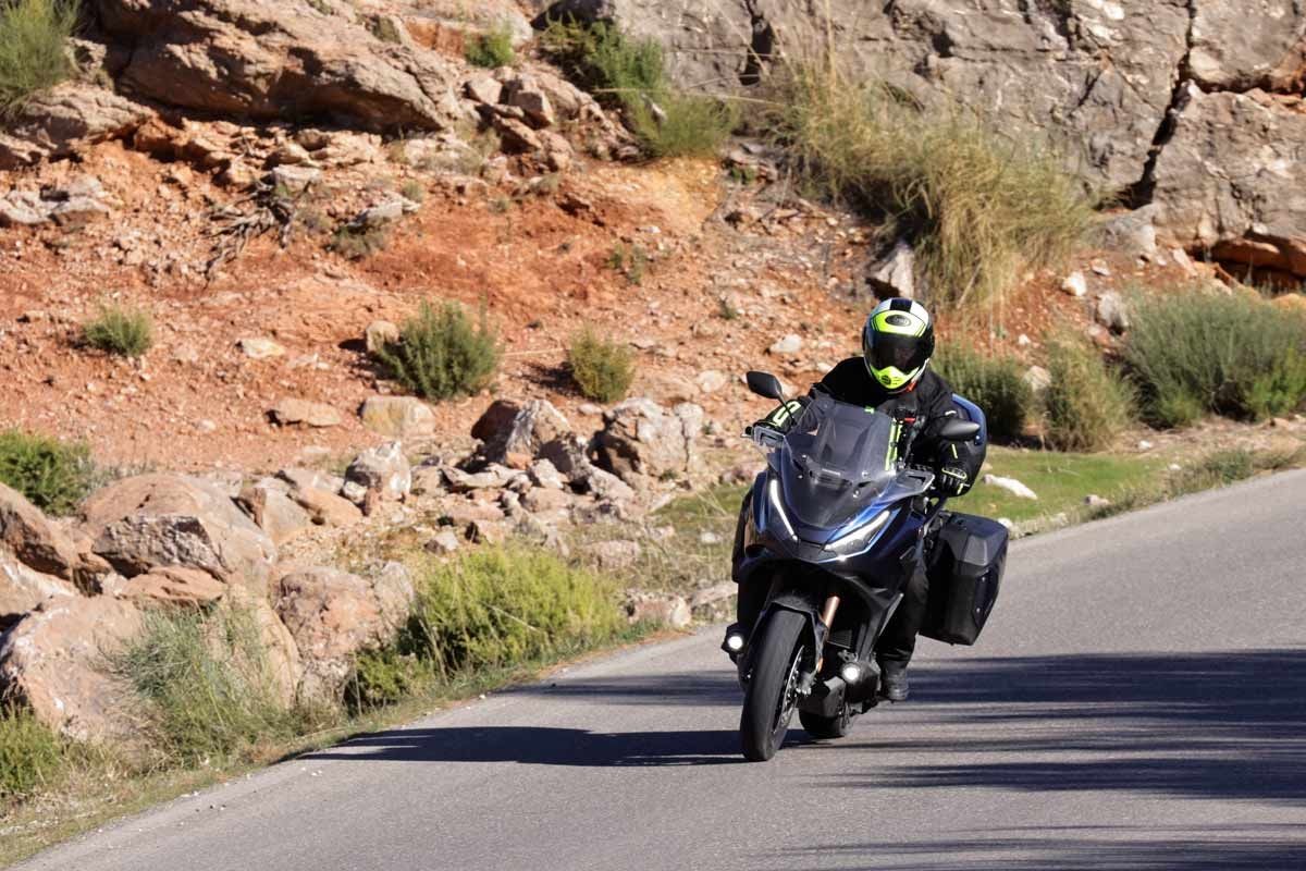honda nt1100 2025 10