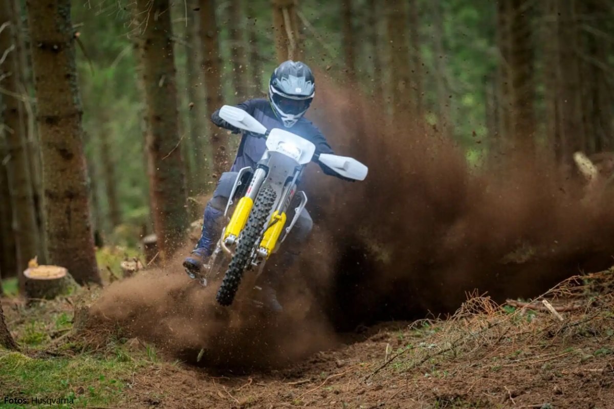 gama enduro 2027 husqvarna 2