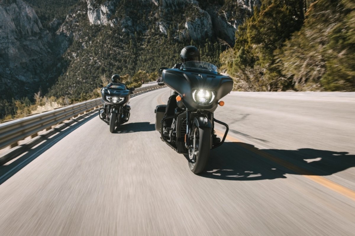 Fotos Indian Chieftain y Roadmaster 2025: ganan potencia y mayor presencia en el camino