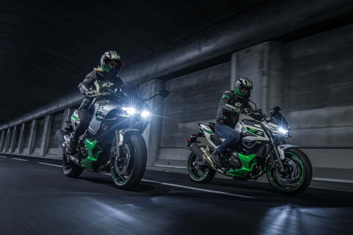 Fotos Kawasaki incluirá motocicletas híbridas en su portafolio de productos para este año